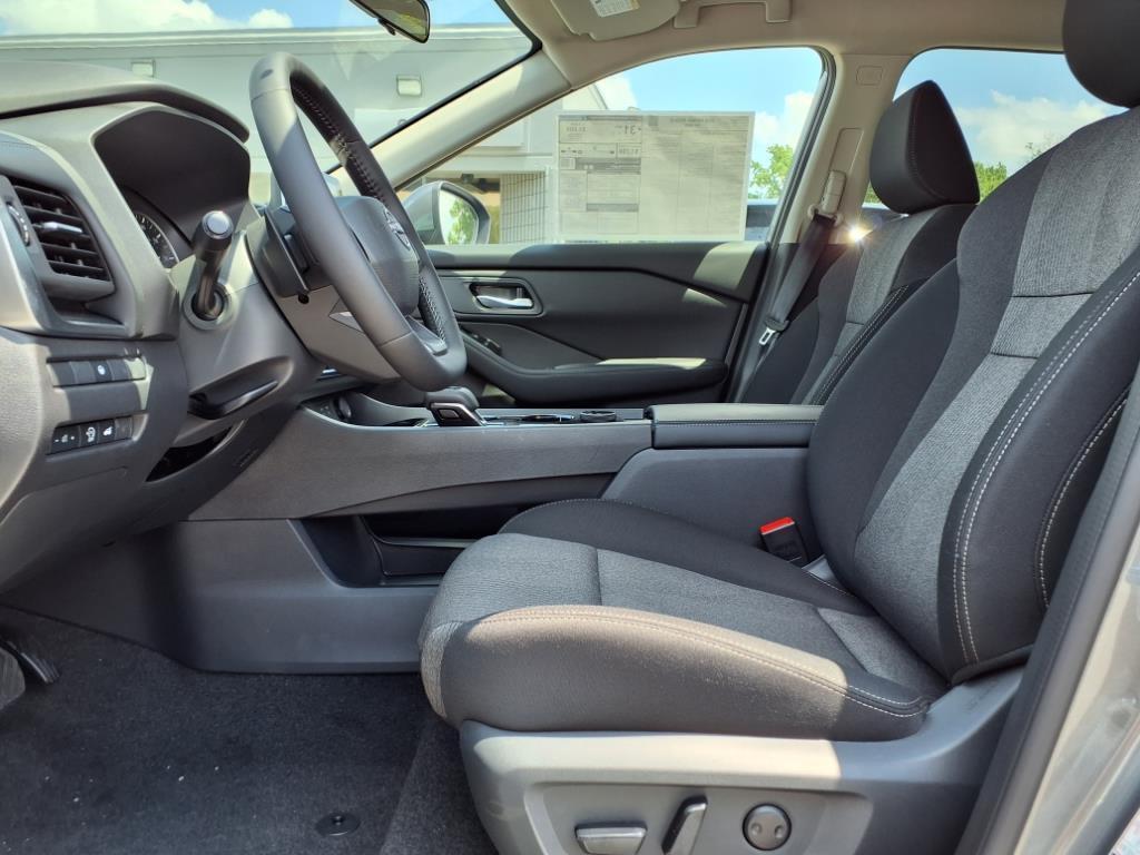 new 2025 Nissan Rogue car, priced at $31,377