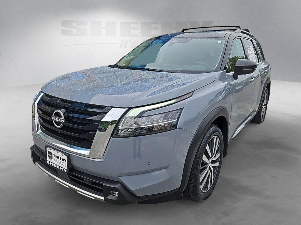 used 2022 Nissan Pathfinder car, priced at $31,037