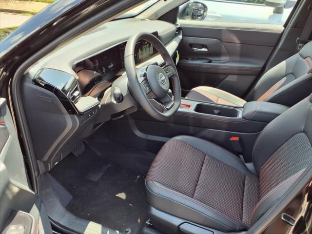 new 2025 Nissan Kicks car, priced at $26,226