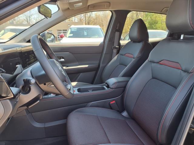 new 2025 Nissan Kicks car, priced at $26,676