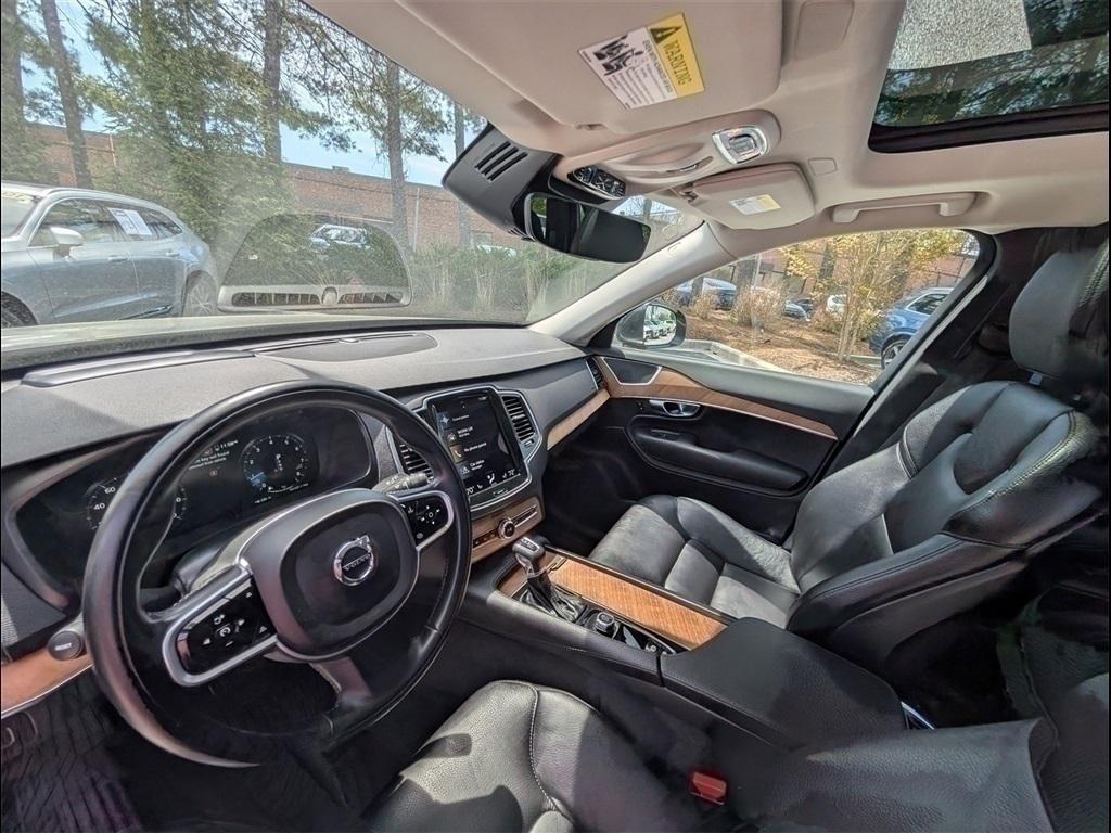 used 2022 Volvo XC90 car, priced at $35,399