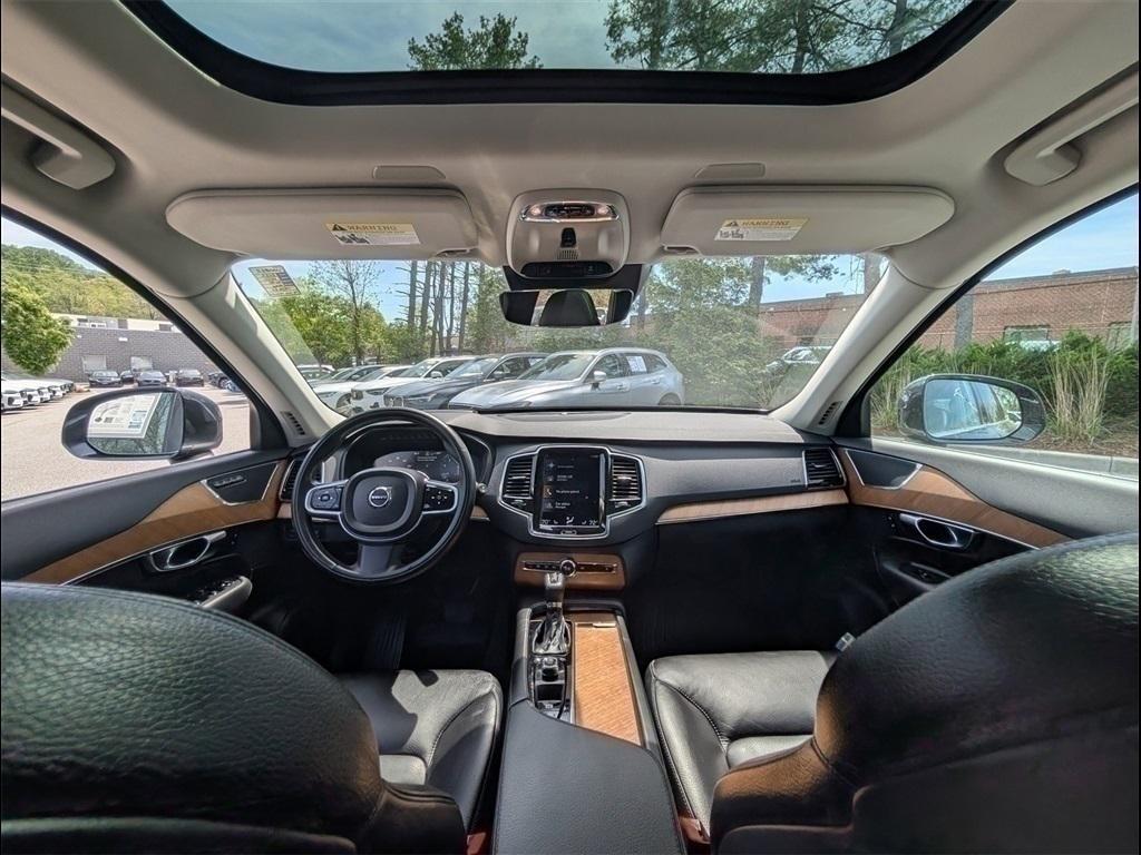 used 2022 Volvo XC90 car, priced at $35,399