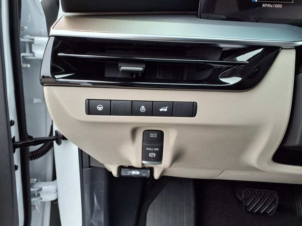 new 2025 Nissan Murano car, priced at $45,570