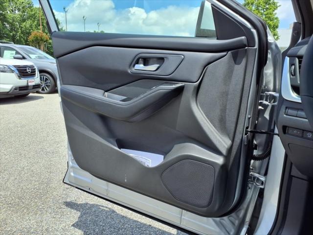 new 2025 Nissan Rogue car, priced at $30,376