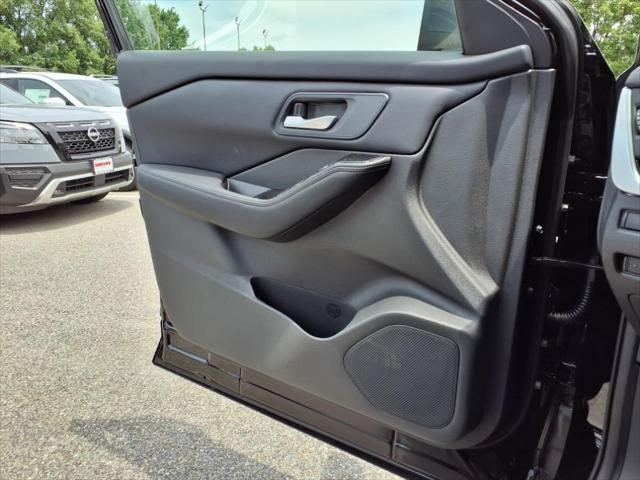 new 2025 Nissan Rogue car, priced at $30,376