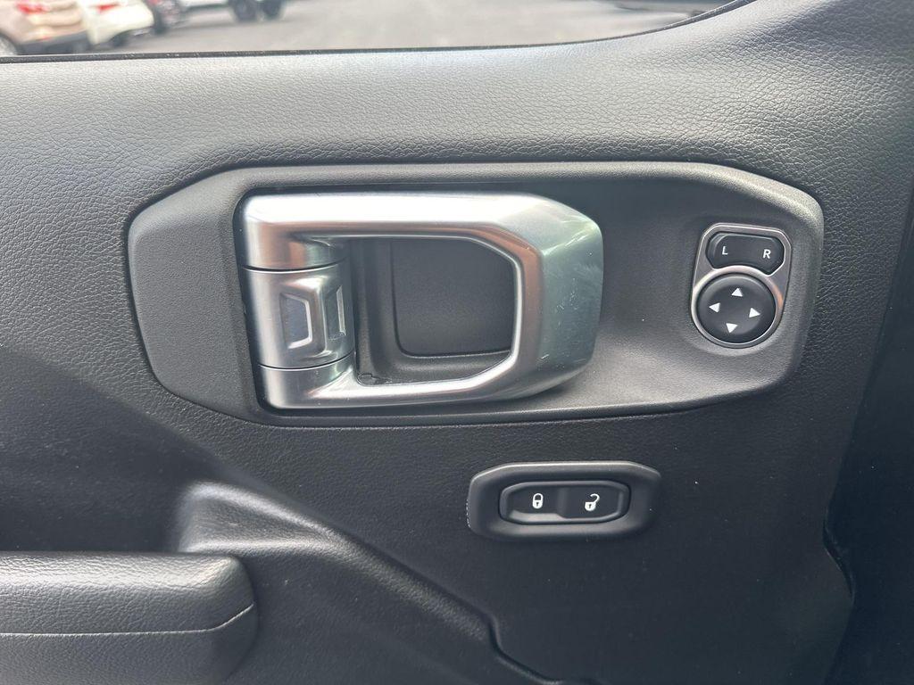 used 2022 Jeep Wrangler Unlimited car, priced at $34,087