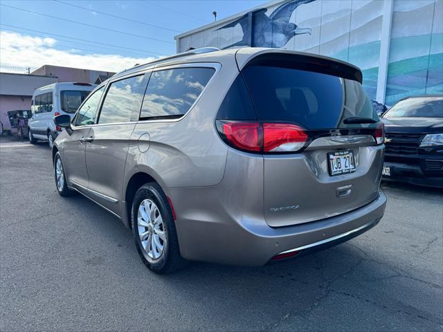 used 2018 Chrysler Pacifica car, priced at $11,995