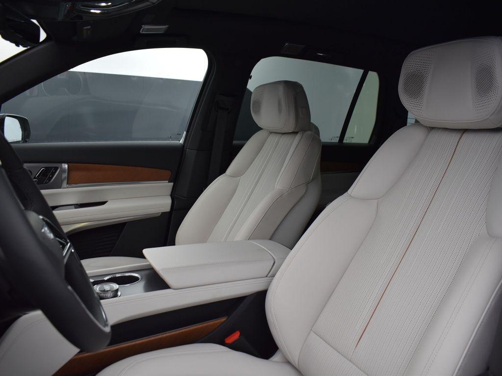 new 2026 Cadillac VISTIQ car, priced at $80,865