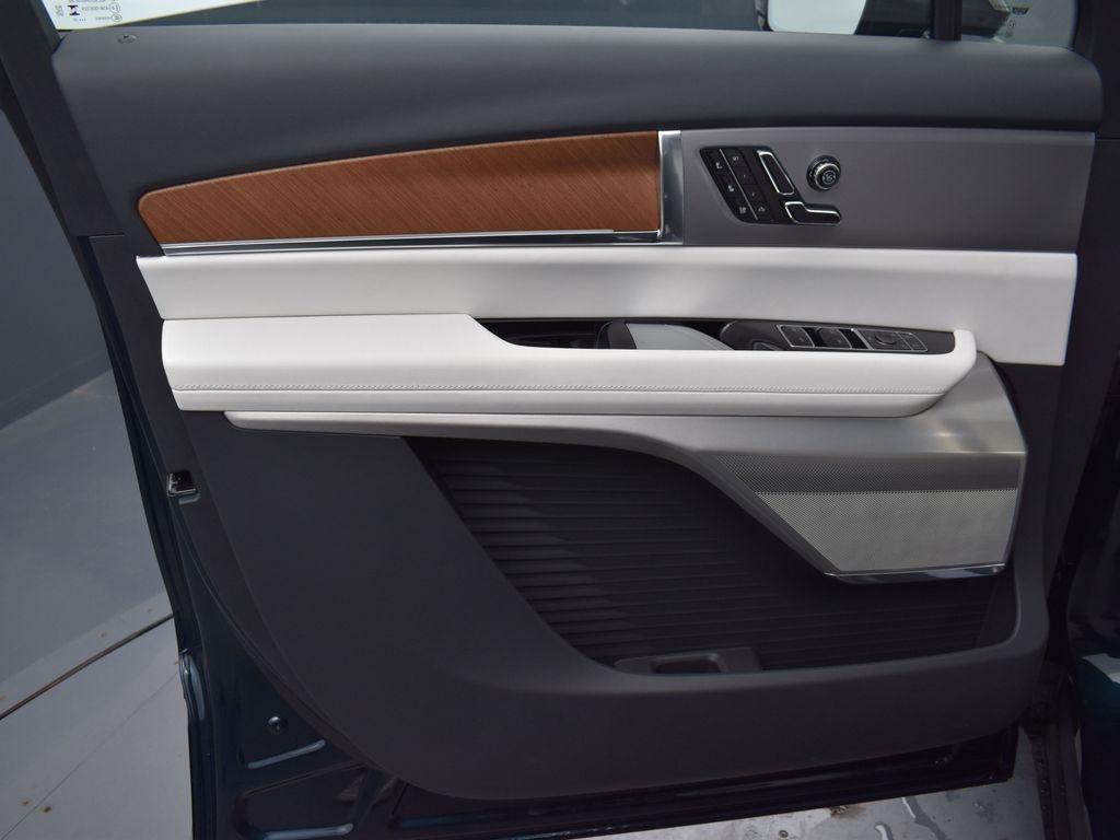 new 2026 Cadillac VISTIQ car, priced at $80,865