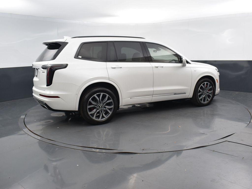 used 2023 Cadillac XT6 car, priced at $43,795