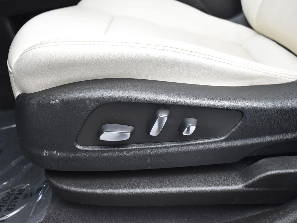 used 2023 Cadillac XT6 car, priced at $43,795