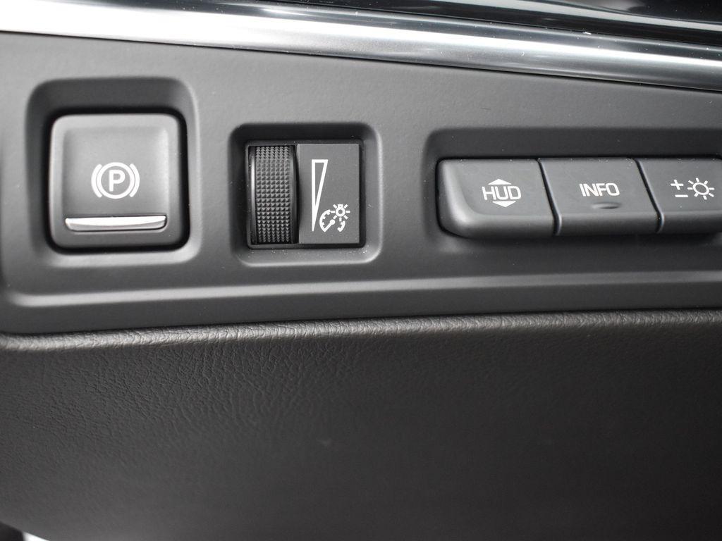 used 2023 Cadillac XT6 car, priced at $43,795