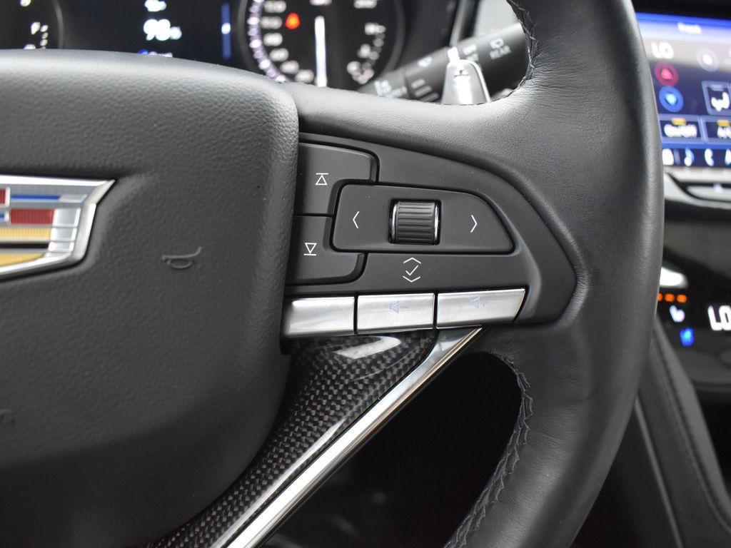 used 2023 Cadillac XT6 car, priced at $43,795