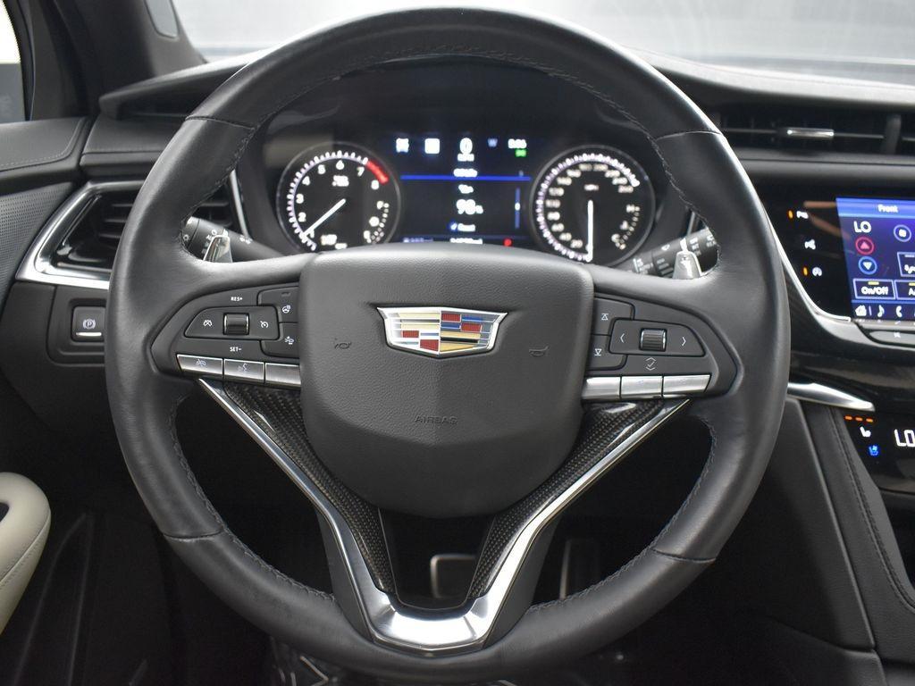 used 2023 Cadillac XT6 car, priced at $43,795