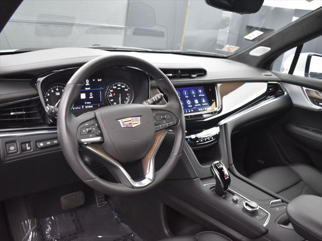 used 2024 Cadillac XT6 car, priced at $50,495