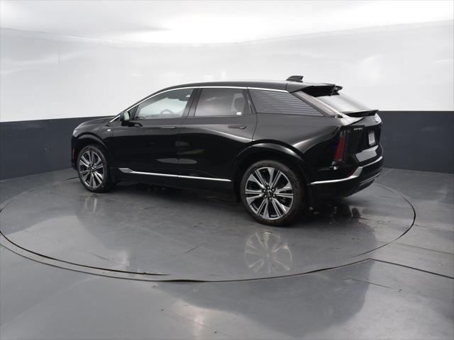 new 2025 Cadillac OPTIQ car, priced at $58,389