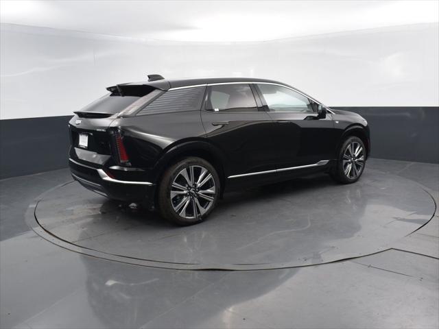 new 2025 Cadillac OPTIQ car, priced at $58,389