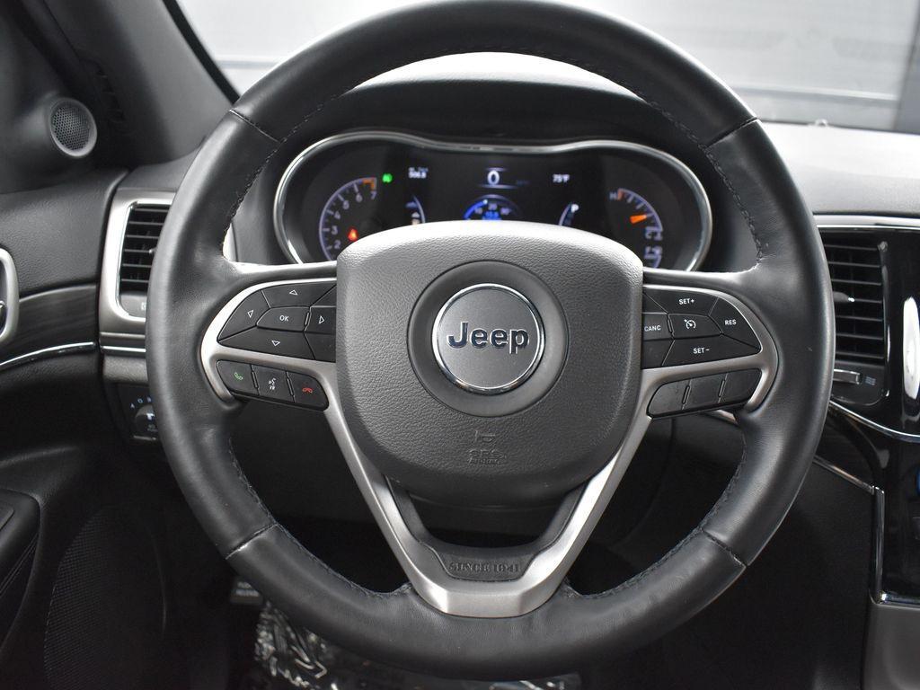 used 2022 Jeep Grand Cherokee car, priced at $27,495