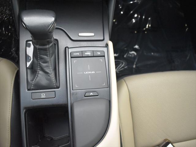 used 2020 Lexus ES 350 car, priced at $31,395