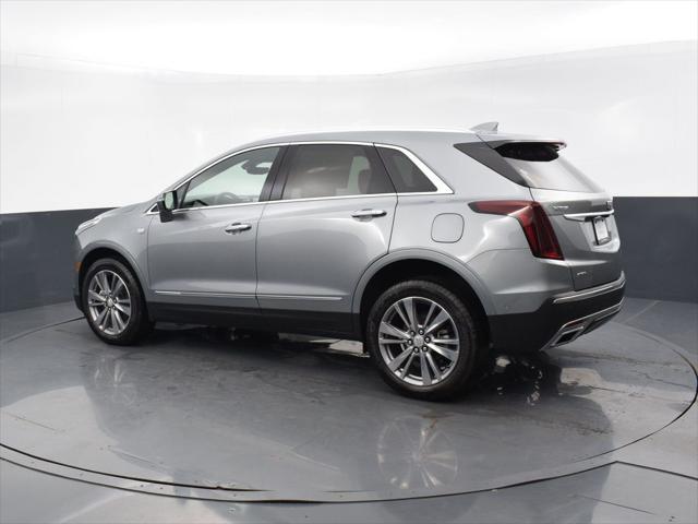 new 2024 Cadillac XT5 car