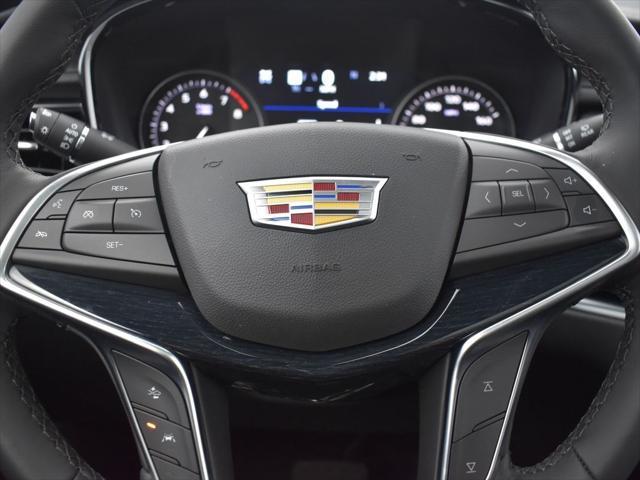 new 2024 Cadillac XT5 car