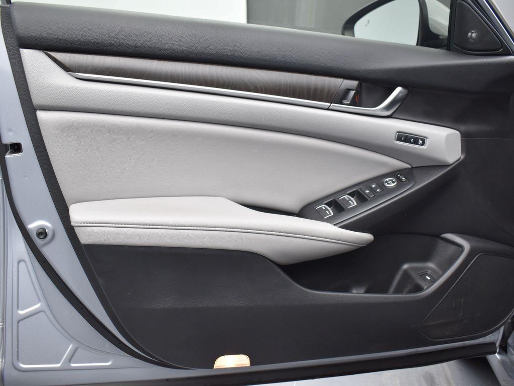 used 2020 Honda Accord Hybrid car, priced at $20,895