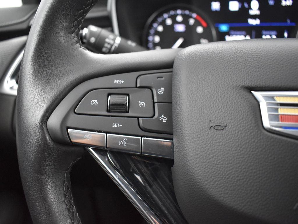 used 2023 Cadillac XT6 car, priced at $43,695