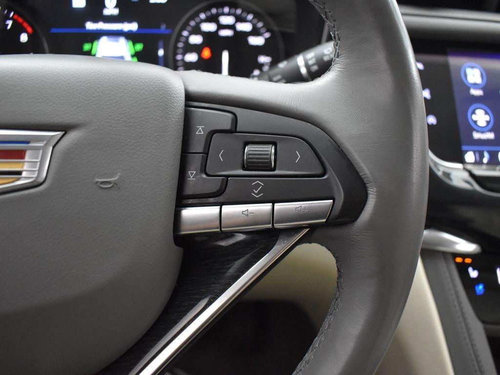 used 2020 Cadillac XT6 car, priced at $30,595