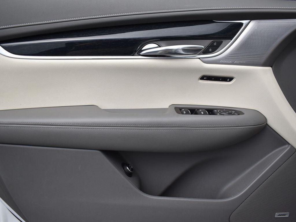 used 2020 Cadillac XT6 car, priced at $30,595