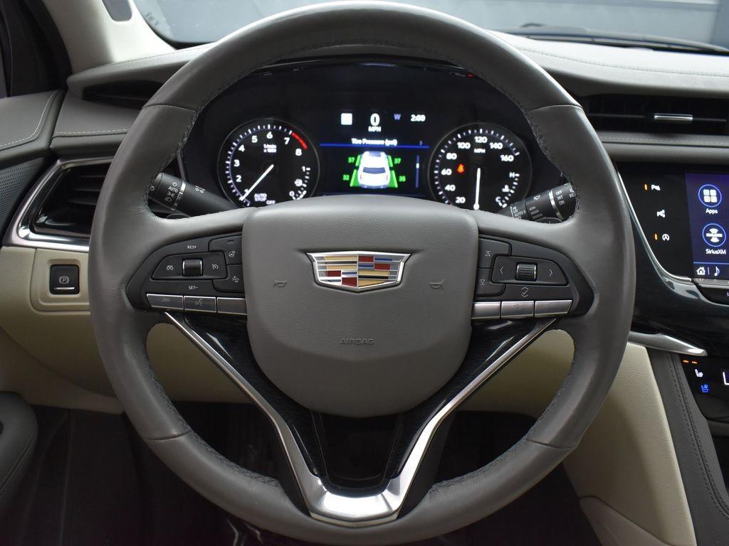 used 2020 Cadillac XT6 car, priced at $30,595