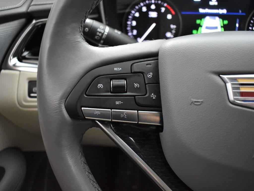 used 2020 Cadillac XT6 car, priced at $30,595
