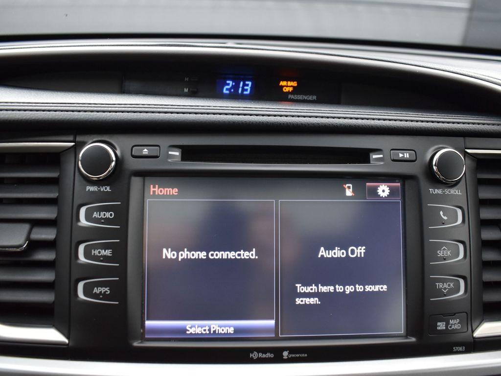 used 2015 Toyota Highlander car, priced at $14,795