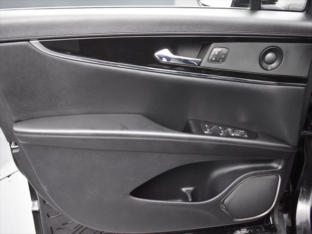 used 2021 Lincoln Nautilus car, priced at $30,795