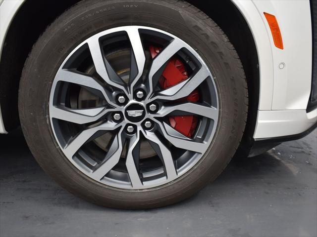 used 2022 Cadillac XT6 car, priced at $37,395