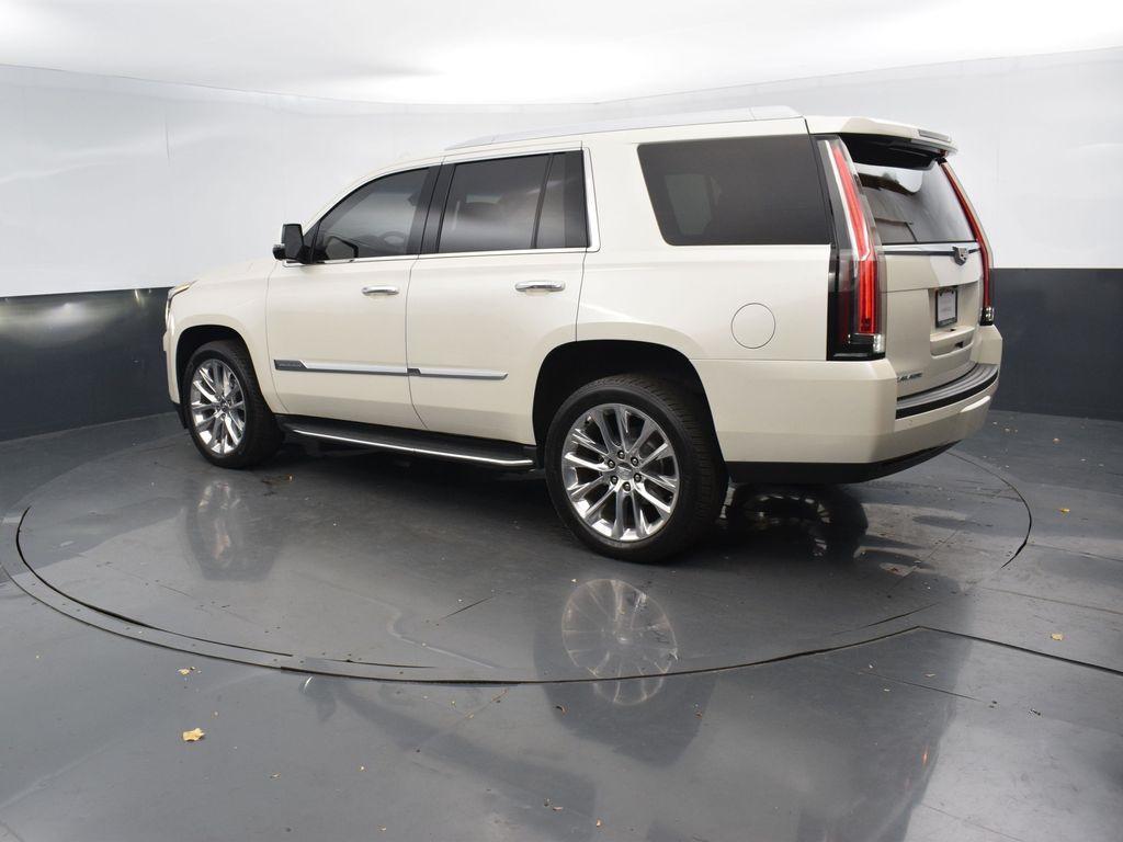 used 2015 Cadillac Escalade car, priced at $27,795