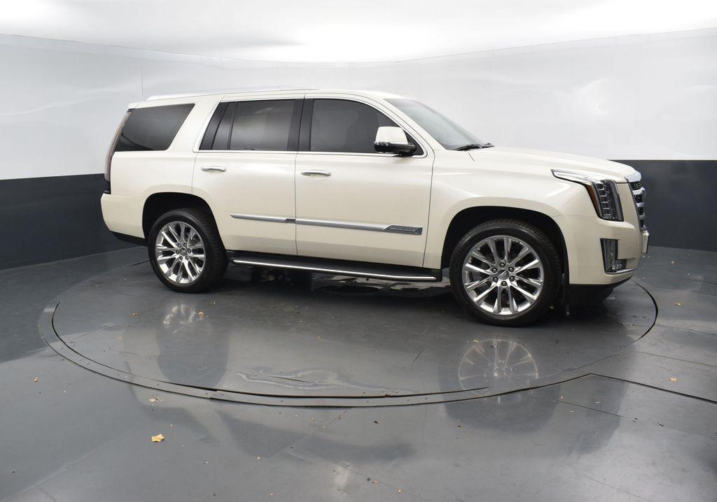 used 2015 Cadillac Escalade car, priced at $27,795