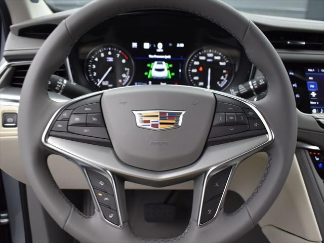 new 2025 Cadillac XT5 car, priced at $60,814