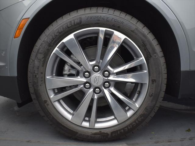 new 2025 Cadillac XT5 car, priced at $60,814
