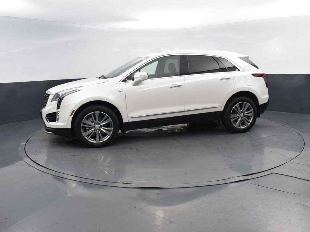 new 2025 Cadillac XT5 car, priced at $58,110