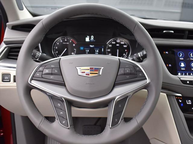 new 2025 Cadillac XT5 car, priced at $58,464