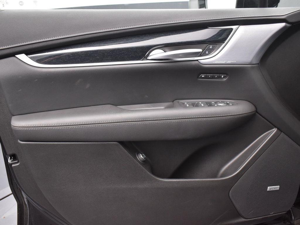 new 2025 Cadillac XT5 car, priced at $58,085