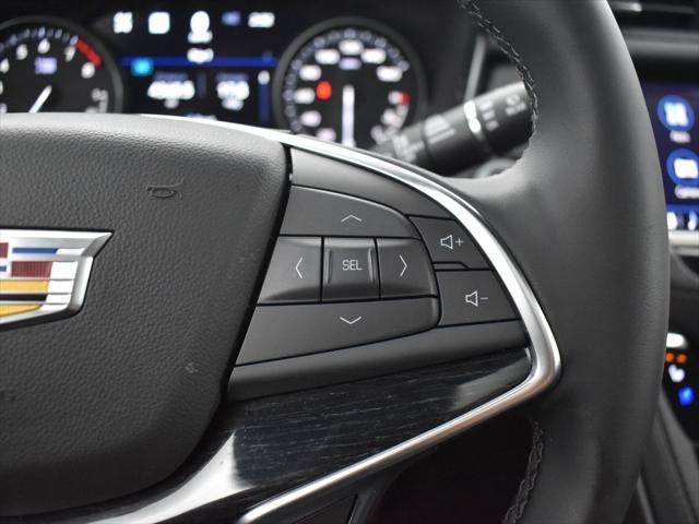 new 2025 Cadillac XT5 car, priced at $58,585