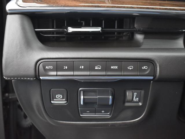used 2023 Cadillac Escalade ESV car, priced at $81,995