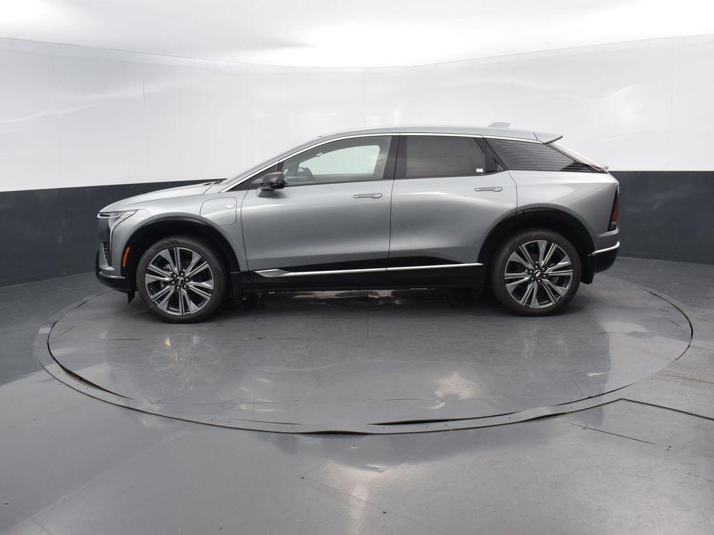 new 2025 Cadillac OPTIQ car, priced at $58,790