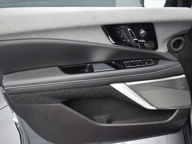 new 2025 Cadillac OPTIQ car, priced at $58,790