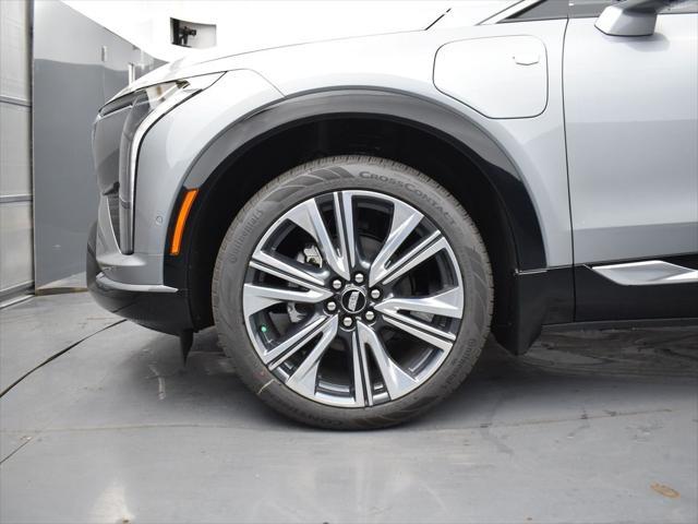 new 2025 Cadillac OPTIQ car, priced at $58,790