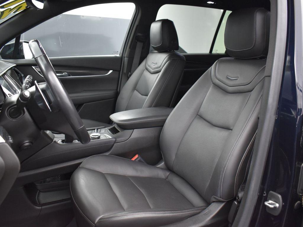 used 2021 Cadillac XT6 car, priced at $34,795