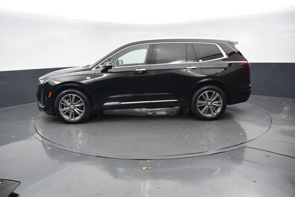 used 2022 Cadillac XT6 car