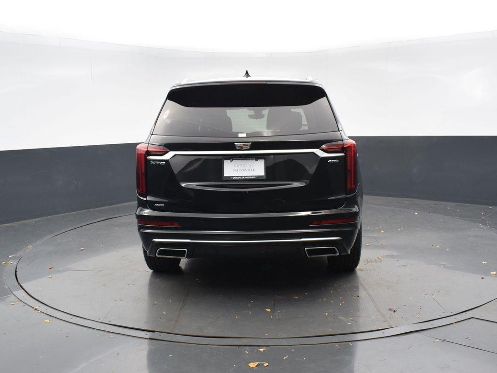 used 2022 Cadillac XT6 car