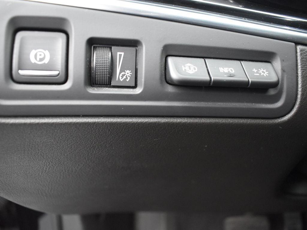 used 2022 Cadillac XT6 car